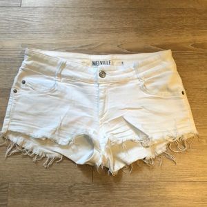 BRANDY MELVILLE WHITE DENIM SHORTS
